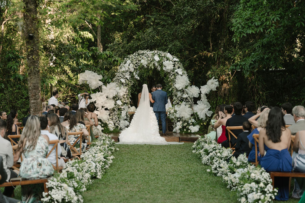 Patrícia e Gabriel celebram casamento em Angra dos Reis com três dias de festa e momentos em família